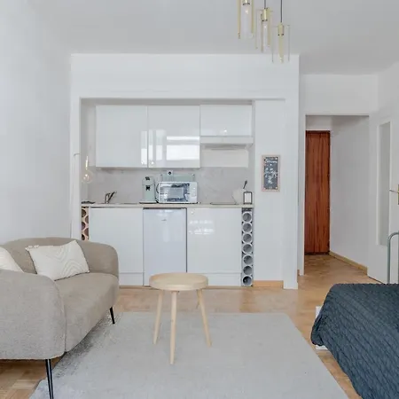 Cosy Avec Balcon Appartement *
