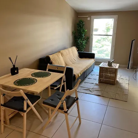 Apartment T2 Prado / Velodrome