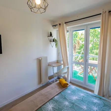 Apartamento T5, 4 Chambres, St Charles/joliette Wifi, Terrasse