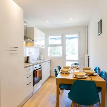Apartamento T5, 4 Chambres, St Charles/joliette Wifi, Terrasse Marsella