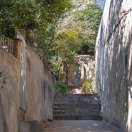 Apartment Tres Bel Avec Jolie Vue Dans Le Quartier Prise De Vauban Marseille