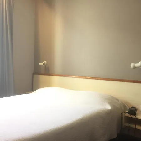 Hotel Du Sud Vieux Port 2*