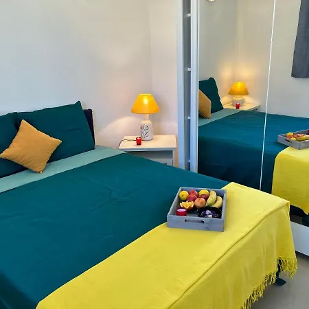 Celebre Vieux Port, Appartement Marseilles