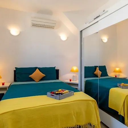 Celebre Vieux Port, Appartement Marseilles