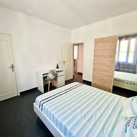 Cosy : 3 Апартаменты *