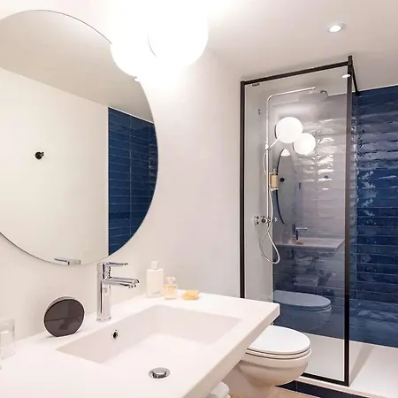 Отель Mercure Centre Bompard La Corniche *
