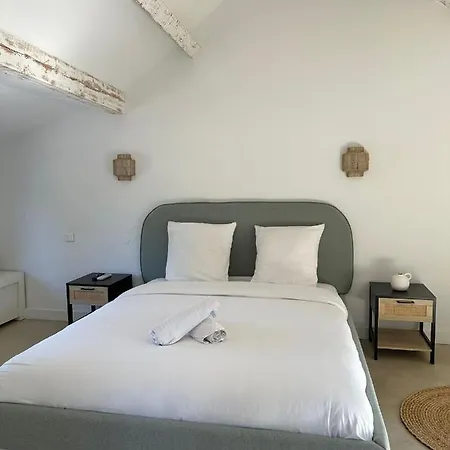 Small Private House 4p1br - 8th Marsella