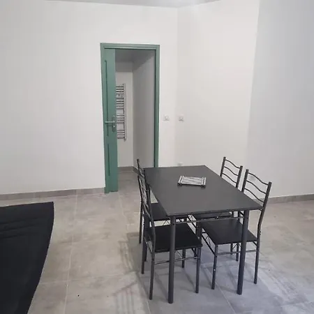 Climatise 2 Couchages Apartment Marseilles