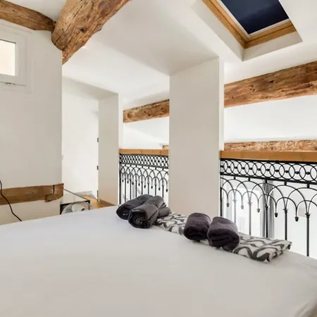 Superb With Mezzanine By Keeper Apartamento Marselha