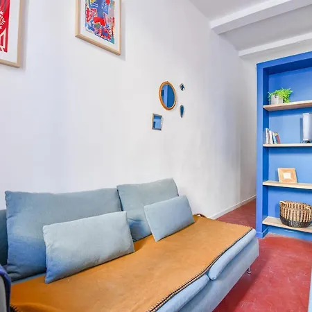 L'academie - Vieux Port & Cours Julien Marseille