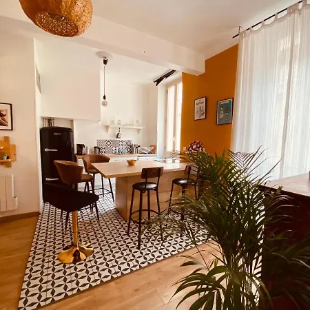 T3 Palais Longchamp Apartment