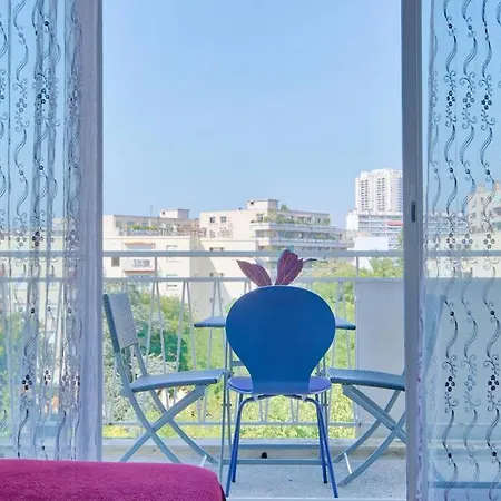 Apartment T4 Avec 3 Et Balcon A Mazargues Marseille