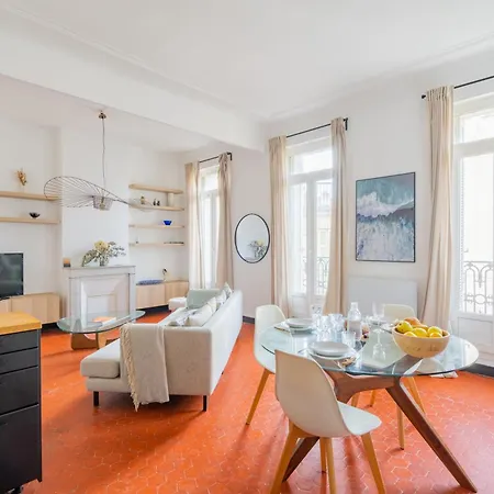 De Charme Au Coeur De La Plaine By Weekome Apartament *