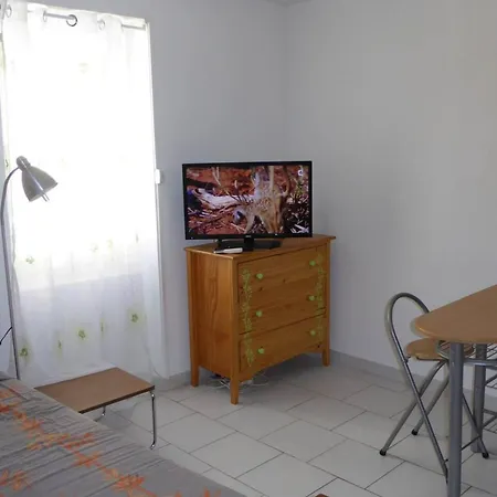 D'une Avec Terrasse Et Wifi A