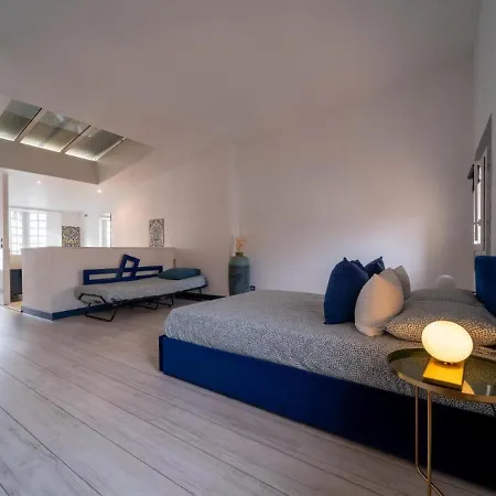 Cosy Triplex 120m2 Terrasse Au Panier Vue Major Vieux Port 7 Couchages Option Parking *