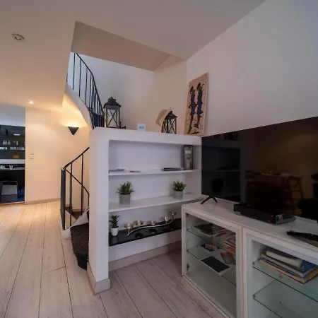 Cosy Triplex 120m2 Terrasse Au Panier Vue Major Vieux Port 7 Couchages Option Parking Daire Marsilya