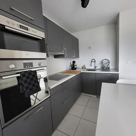 Apartment T3 Spacieux Et Paisible Avec Deux Places Parking Proche Vieux Port Marseille