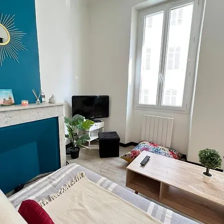Charme Authenticite A Marseille, Camas Marseille