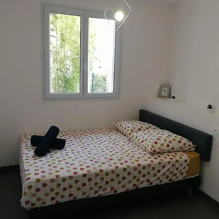 Au Calme Avec Exterieur Et Parking Gratuit Aux Portes D'aix Et Emplacement Ideal *