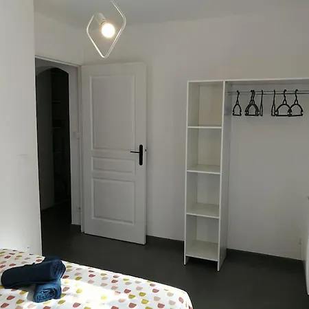 Au Calme Avec Exterieur Et Parking Gratuit Aux Portes D'aix Et Emplacement Ideal Villa