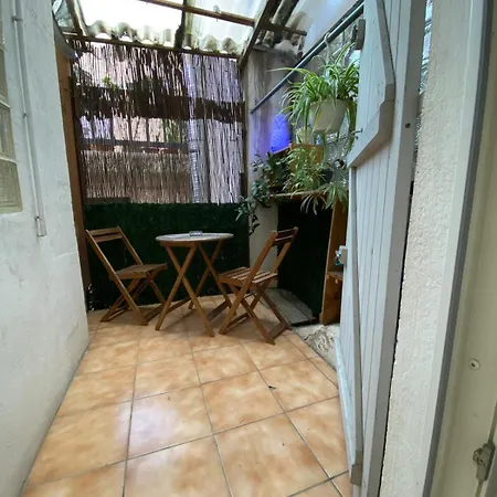 Centre Avec Climatisation Et Balcon * Marseilles