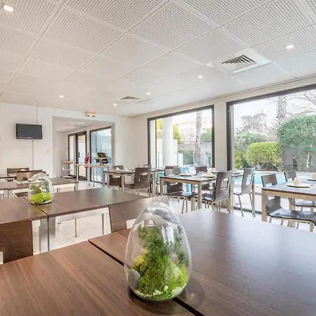 Hotel Comfort Prado Marselha