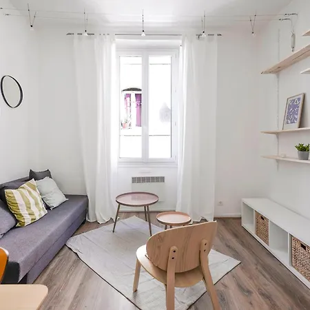 Comfortable In The Heart Of Apartment
