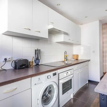 Cozy 1 Bedroom In La Plaine District