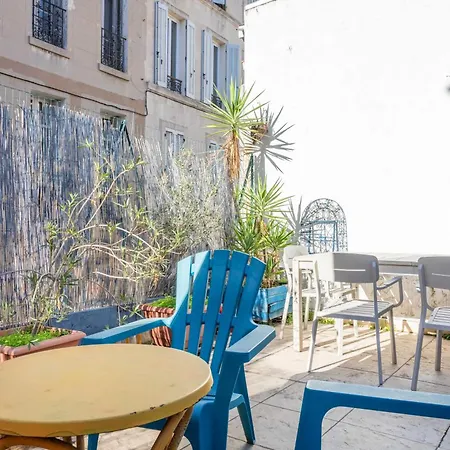 Cozy 1 Bedroom In La Plaine District Apartment *