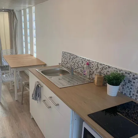 Bon Sejour Pour 4 Apartment *
