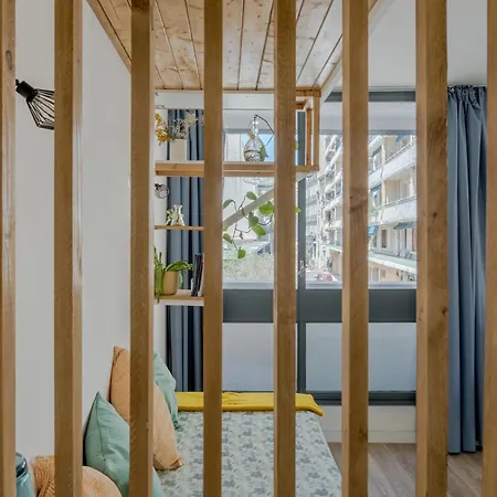 *las Flores* Joli Avec Balcon * Marselha