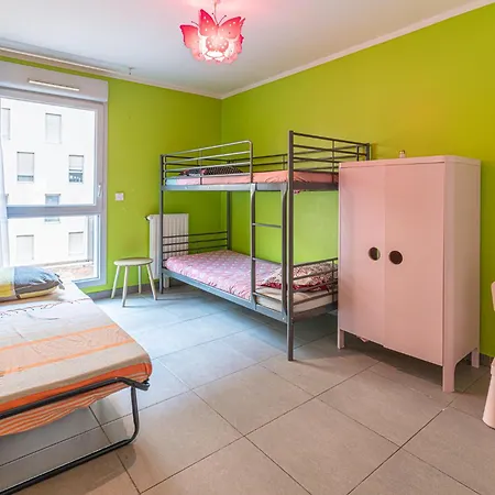 Ideal Friends & Family - Hypercentre - Plage 3km - Balcon - Spatieux- Parking Prive *