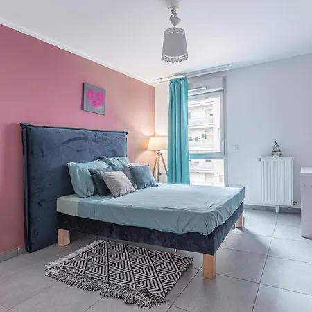 Ideal Friends & Family - Hypercentre - Plage 3km - Balcon - Spatieux- Parking Prive Marseille