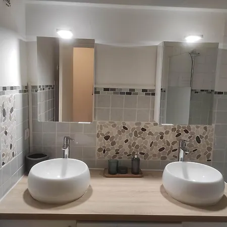 Apartment Standing, 3 Chambres, Clim Et Garage Priv Proche Panier Et Terrasses Port *