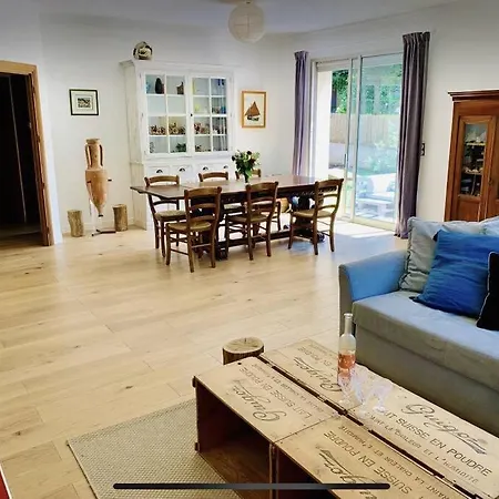 Maison Au Calme Au Coeur Du Village De Mazargues - 7 Personnes - Piscine Villa