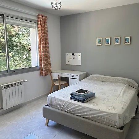 Villa Maison Au Calme Au Coeur Du Village De Mazargues - 7 Personnes - Piscine *