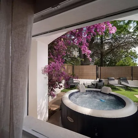 Le Bougainvillier-jacuzzi Jardin Clim Wifi Parking