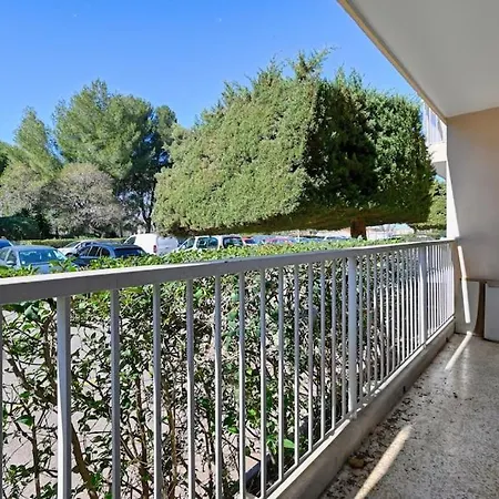 Belle Vue - T5 Renove Avec Balcon Et Parking * Марсель
