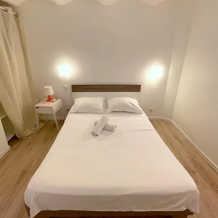 Apartment Loft Climatise 113m2 - 6 Personnes - Quartier Du Panier