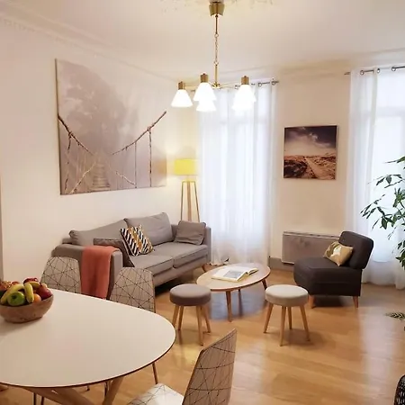 L'ombre Du Vieux-port Spacieux Apartment Marseille