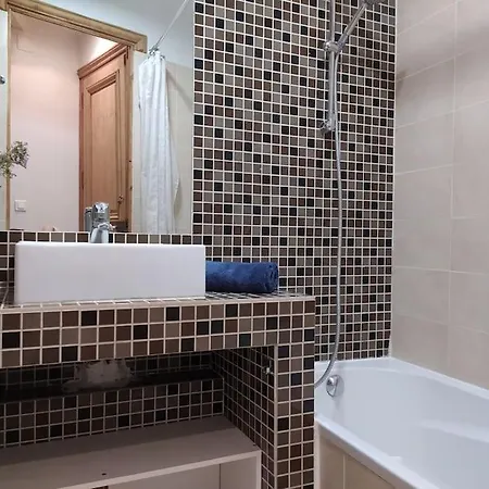 L'ombre Du Vieux-port Spacieux Apartment