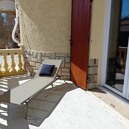 Bas De Avec Jardin Et Piscine Proche Plages Calanques * Marseille