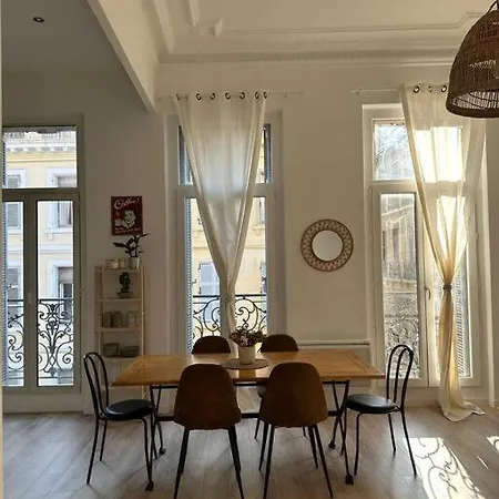Superbe - 3 Marseille