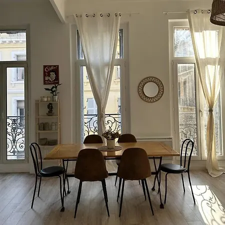 Superbe - 3 Marseille