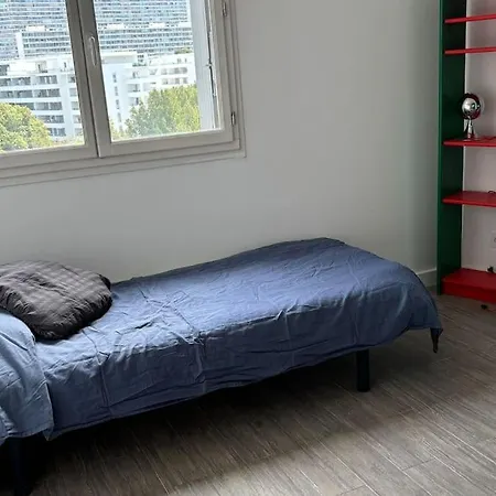 Vue Sans Vis-a-vis Apartment *