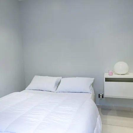 37 M With Garden In Apartment