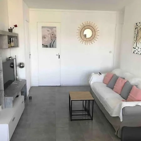 Apartment T4 Pres Du Stade Velodrome Et Des Plages *