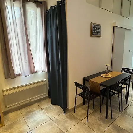 Apartment Studio A Louer Marseille