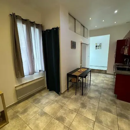 Apartment Studio A Louer Marseille