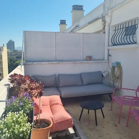 Rooftop / Terrasse *